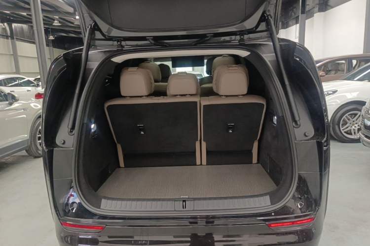 Used Li Auto MEGA 2025 Home Family Special Edition Trunk