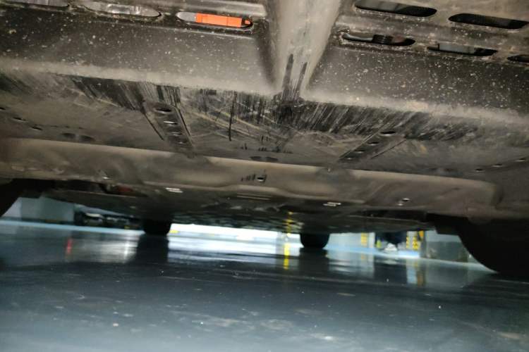 Used Li Auto MEGA 2025 Home Family Special Edition Chassis Rear