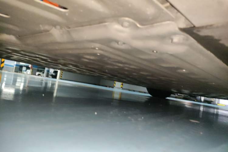 Used Li Auto MEGA 2025 Home Family Special Edition Chassis Rear Right