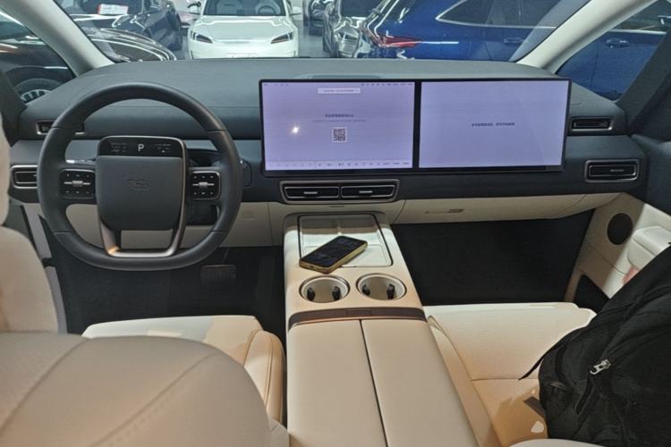Used Li Auto MEGA 2025 Home Family Special Edition Center Console