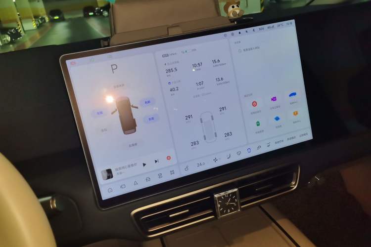 Used Li Auto MEGA 2025 Home Family Special Edition Audio And AC Panel