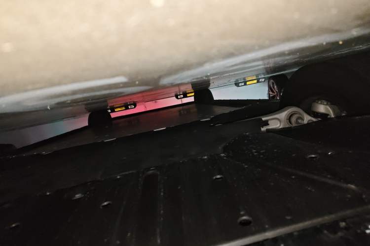 Used Li Auto MEGA 2025 Home Family Special Edition Chassis Front