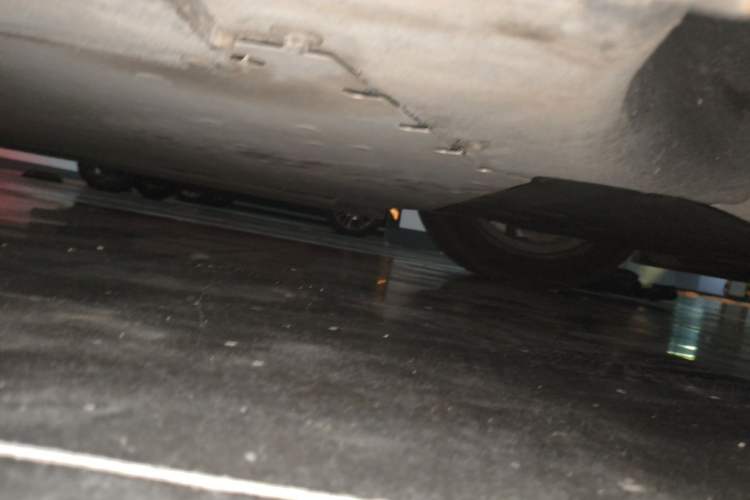 Used Li Auto MEGA 2025 Home Family Special Edition Chassis Front Right