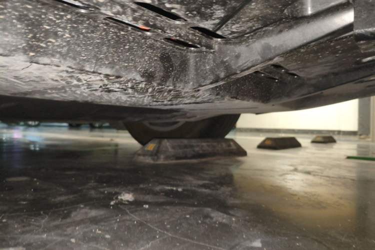 Used Li Auto MEGA 2025 Home Family Special Edition Chassis Rear