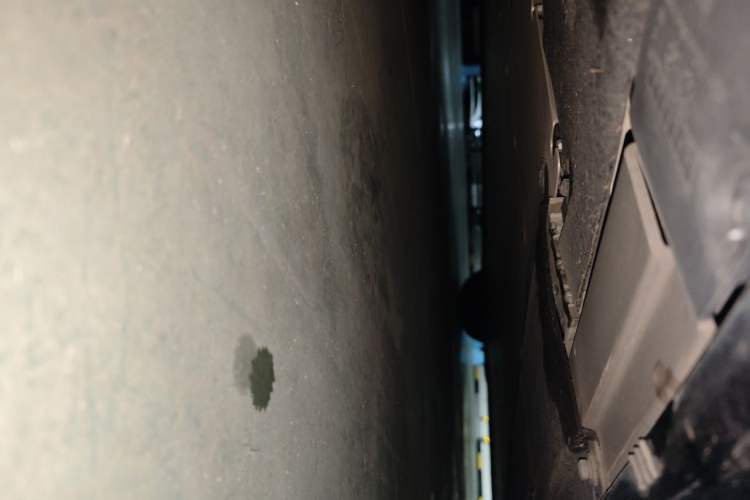 Used Li Auto MEGA 2025 Home Family Special Edition Chassis Rear Right