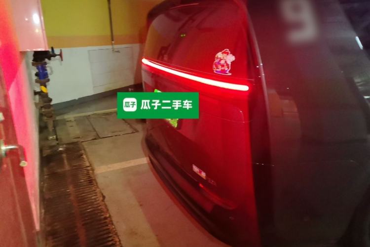 Used Li Auto MEGA 2025 Home Family Special Edition Rear