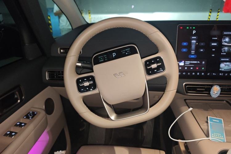 Used Li Auto MEGA 2025 Home Family Special Edition Steering Wheel