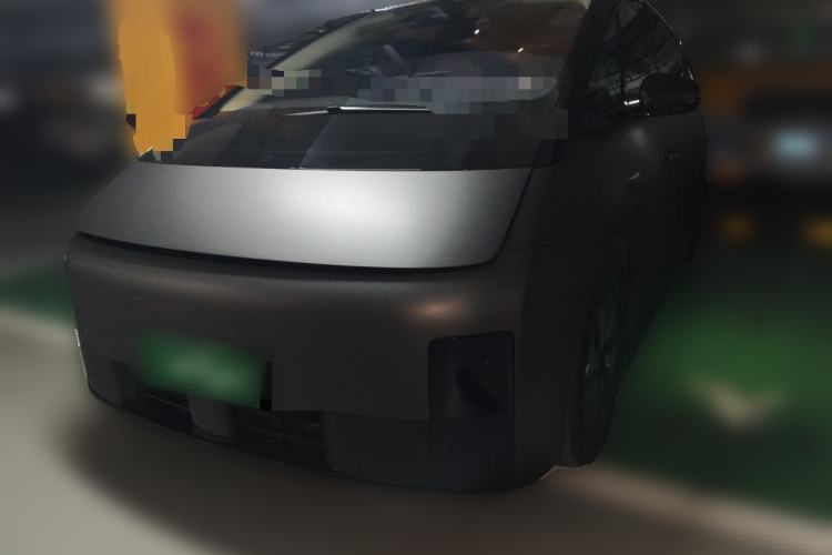 Li Auto MEGA 2025 Home Family Special Edition