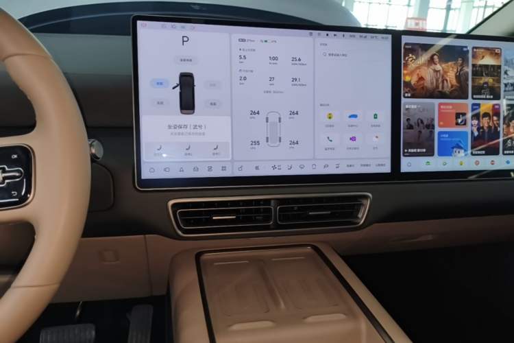 Used Li Auto MEGA 2025 Home Family Special Edition Audio And AC Panel