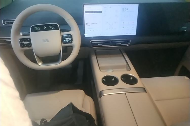 Used Li Auto MEGA 2025 Home Family Special Edition Center Console