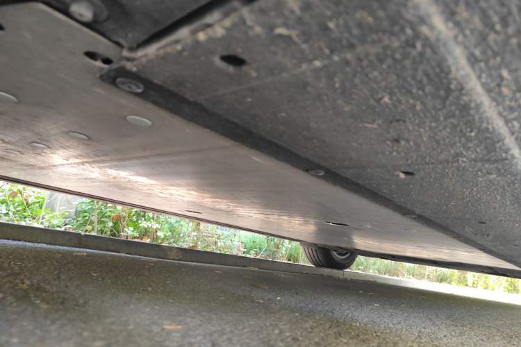 Used Li Auto MEGA 2025 Home Family Special Edition Chassis Front Left