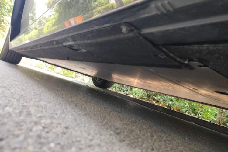 Used Li Auto MEGA 2025 Home Family Special Edition Chassis Rear Left