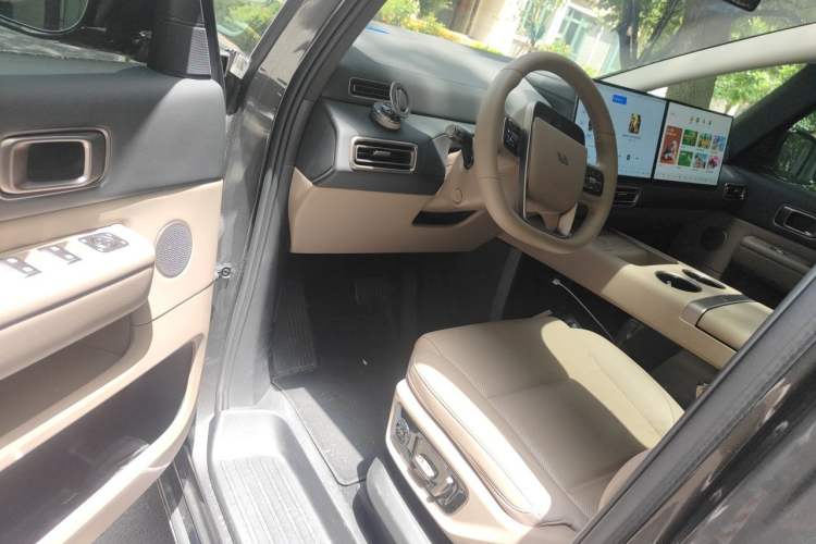 Used Li Auto MEGA 2025 Home Family Special Edition Driver Seat
