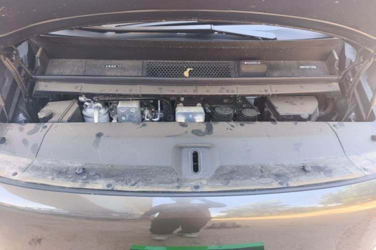 Used Li Auto MEGA 2025 Home Family Special Edition Engine Bay