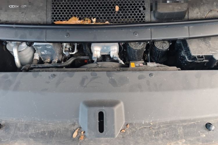 Used Li Auto MEGA 2025 Home Family Special Edition Engine Bay