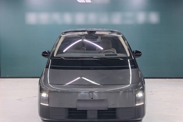 Used Li Auto MEGA 2025 Home Family Special Edition Exterior 1