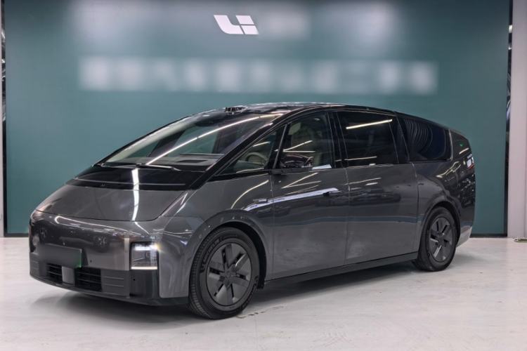 Used Li Auto MEGA 2025 Home Family Special Edition Exterior 3