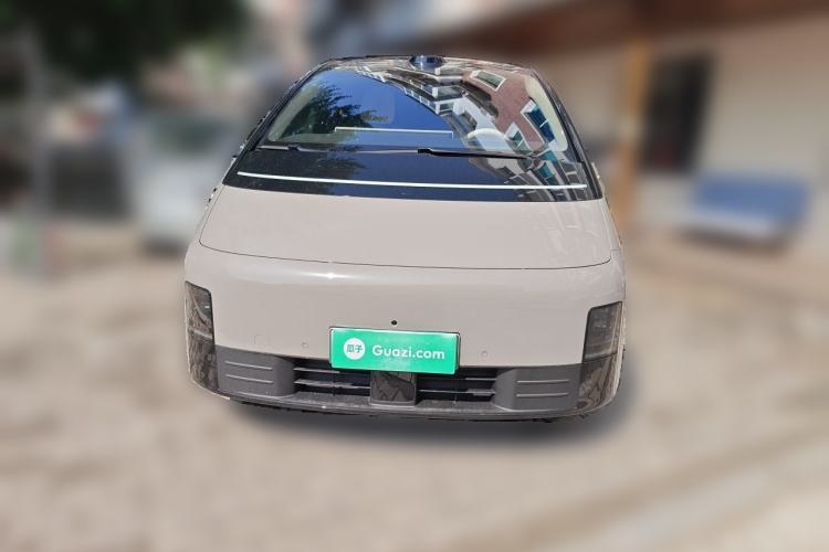 Used Li Auto MEGA 2025 Home Family Special Edition Front