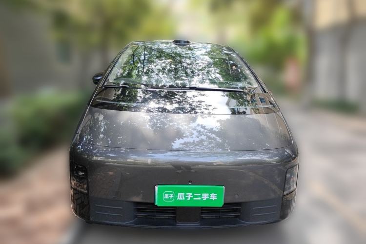 Used Li Auto MEGA 2025 Home Family Special Edition Front