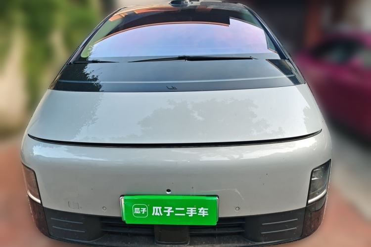 Used Li Auto MEGA 2025 Home Family Special Edition Front