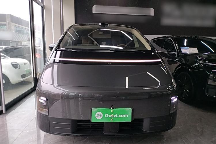 Used Li Auto MEGA 2025 Ultra Smart Refreshed Edition Front