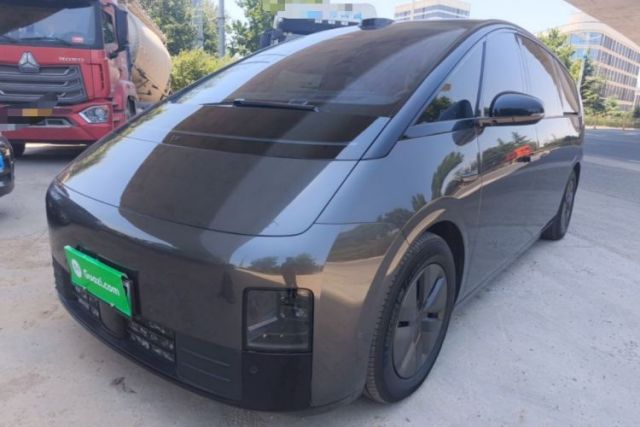 Used Li Auto MEGA 2025 Home Family Special Edition