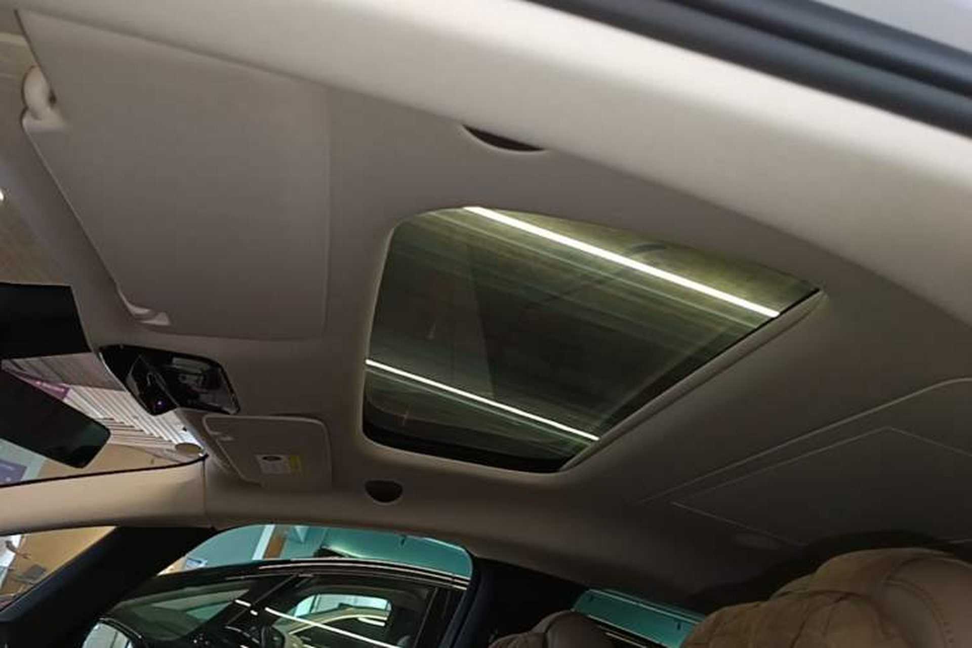 Used Li Auto MEGA 2025 Ultra Smart Refreshed Edition Headliner