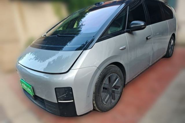 Used Li Auto MEGA 2025 Home Family Special Edition