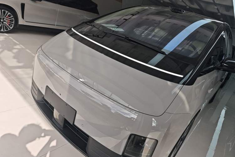 Used Li Auto MEGA 2025 Home Family Special Edition Guazi used car, China used car export, Used car for sale, Used cars, Cheapest cars for sale