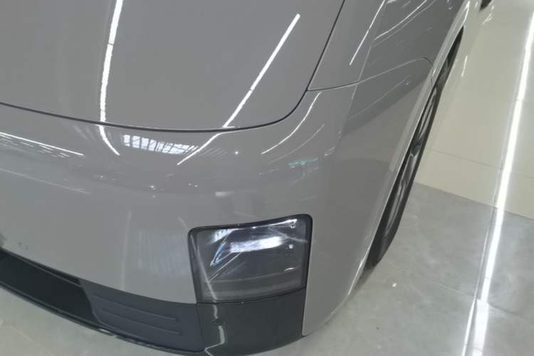 Used Li Auto MEGA 2025 Home Family Special Edition Left Front Headlight