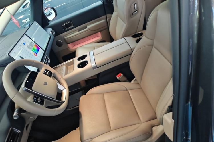 Used Li Auto MEGA 2025 Home Family Special Edition Left Front Seat