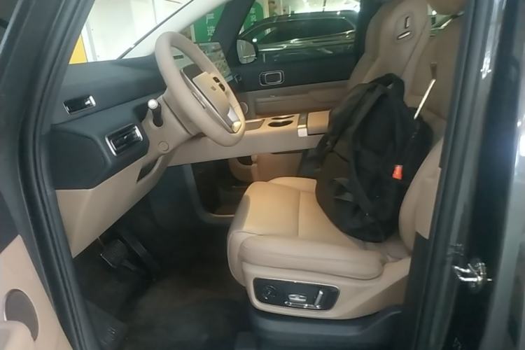 Used Li Auto MEGA 2025 Home Family Special Edition Left Front Seat