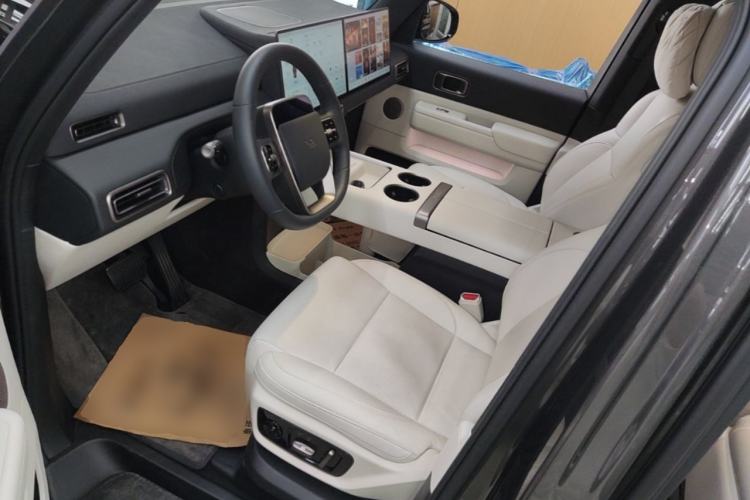 Used Li Auto MEGA 2025 Home Family Special Edition Left Front Seat