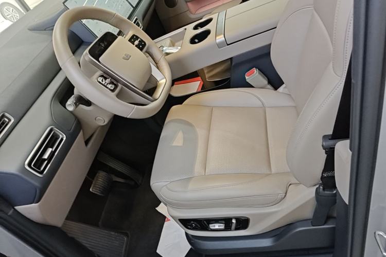 Used Li Auto MEGA 2025 Home Family Special Edition Left Front Seat