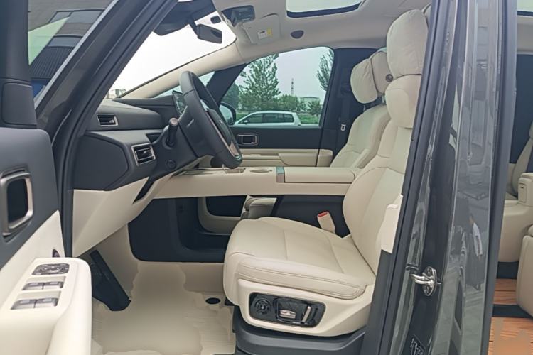 Used Li Auto MEGA 2025 Home Family Special Edition Left Front Seat