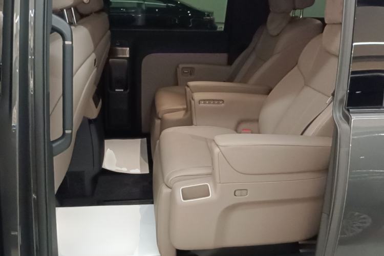 Used Li Auto MEGA 2025 Home Family Special Edition Left Rear Seat
