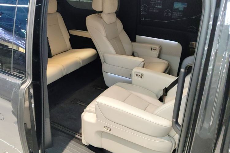 Used Li Auto MEGA 2025 Home Family Special Edition Left Rear Seat