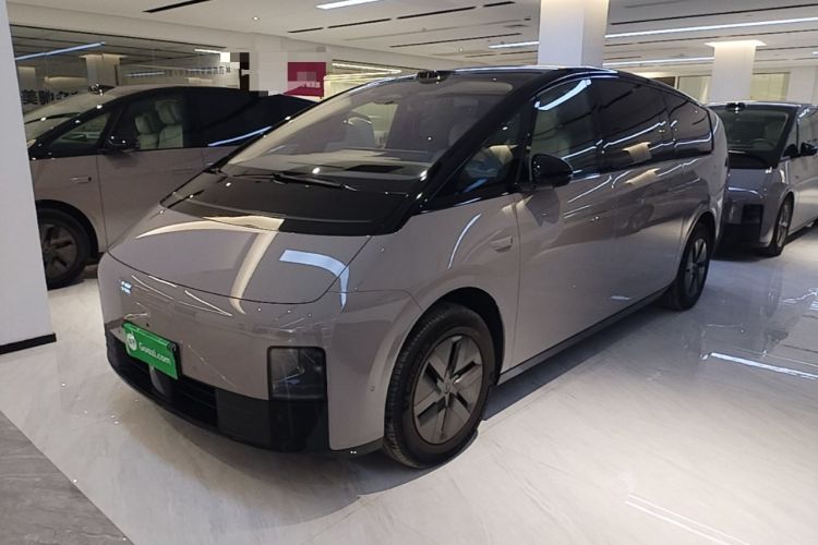 Li Auto MEGA 2025 Ultra Smart Refreshed Edition