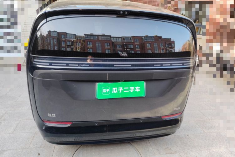 Used Li Auto MEGA 2025 Home Family Special Edition Rear