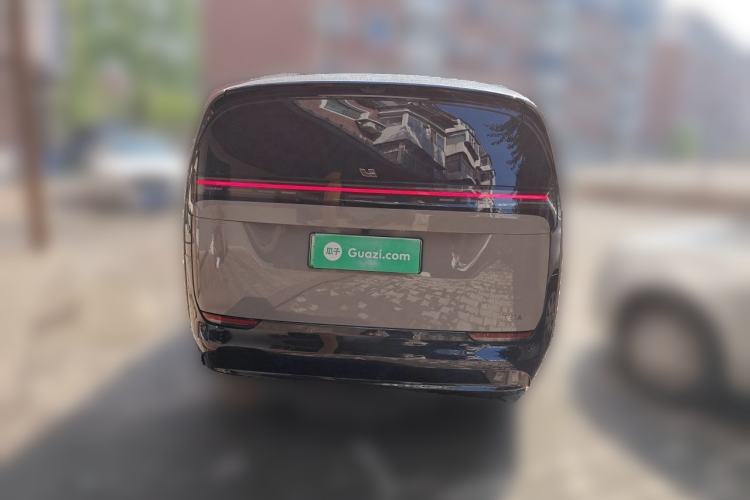 Used Li Auto MEGA 2025 Home Family Special Edition Rear
