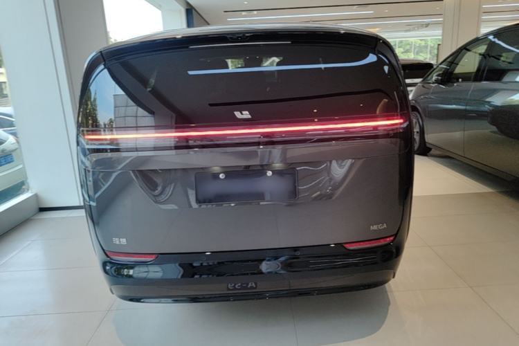 Used Li Auto MEGA 2025 Ultra Smart Refreshed Edition Rear
