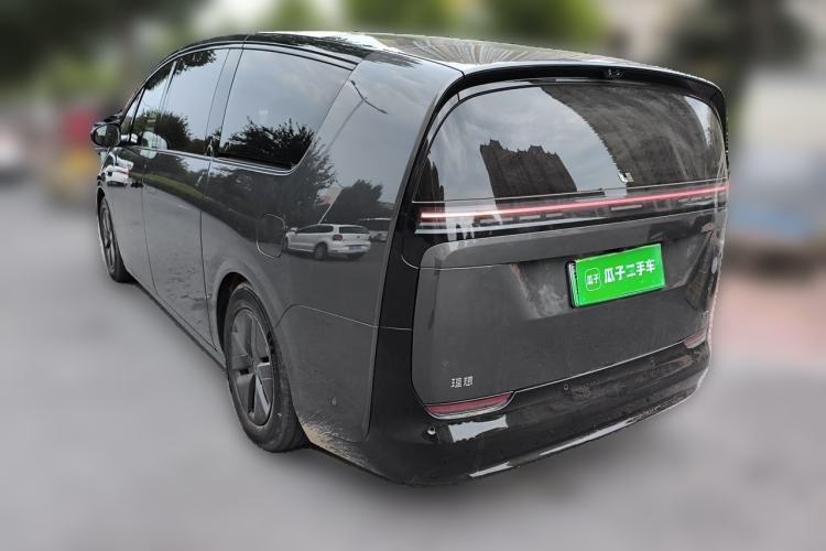 Used Li Auto MEGA 2025 Ultra Smart Refreshed Edition Rear Left 45 Deg