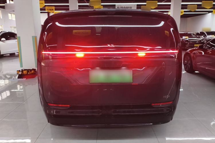 Used Li Auto MEGA 2025 Home Family Special Edition Rear