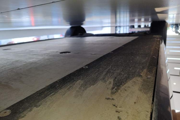 Used Li Auto MEGA 2025 Ultra Smart Refreshed Edition Right Side Sill