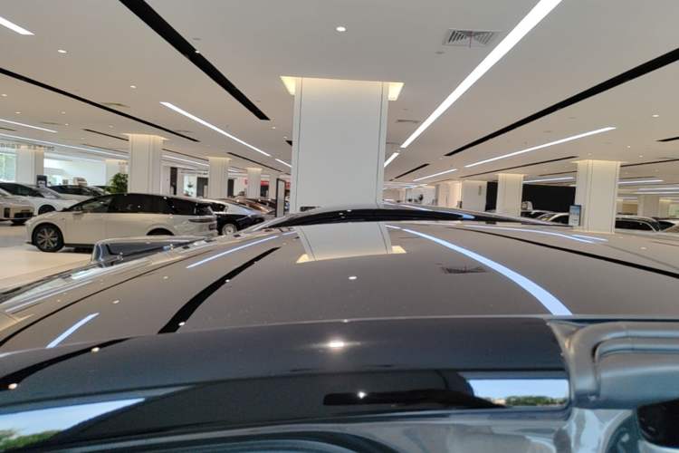 Used Li Auto MEGA 2025 Ultra Smart Refreshed Edition Roof