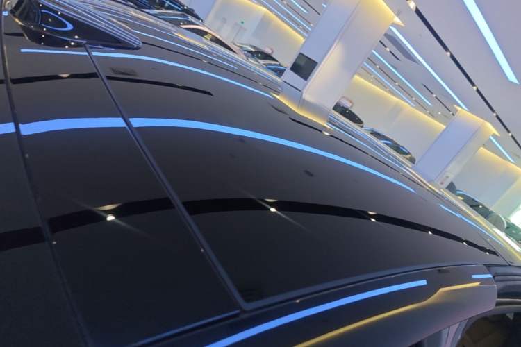 Used Li Auto MEGA 2025 Ultra Smart Refreshed Edition Roof