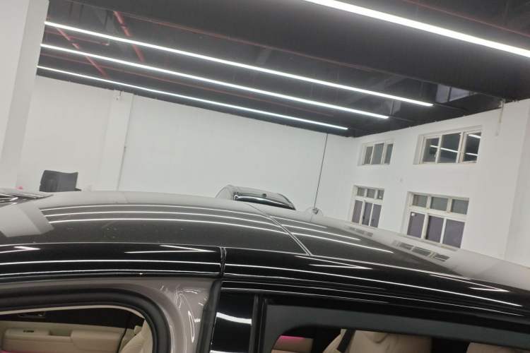 Used Li Auto MEGA 2025 Home Family Special Edition Roof