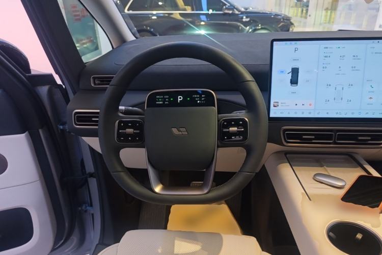 Used Li Auto MEGA 2025 Ultra Smart Refreshed Edition Steering Wheel