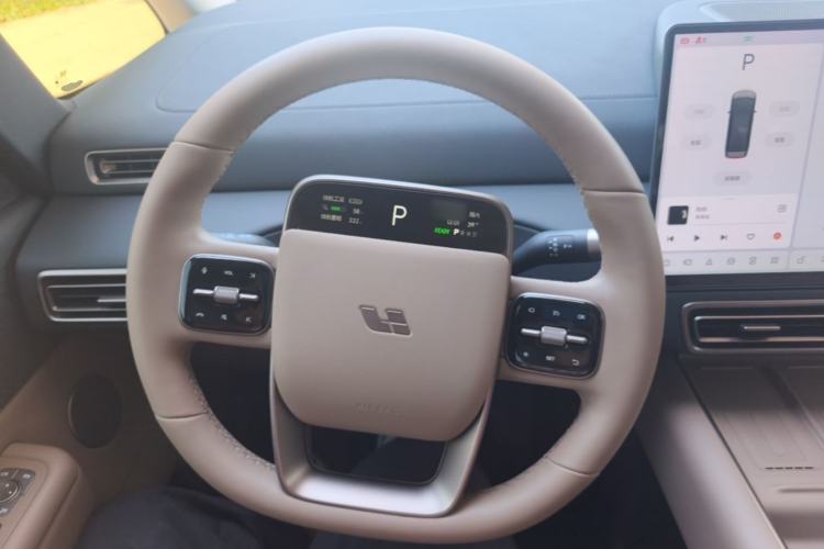 Used Li Auto MEGA 2025 Home Family Special Edition Steering Wheel