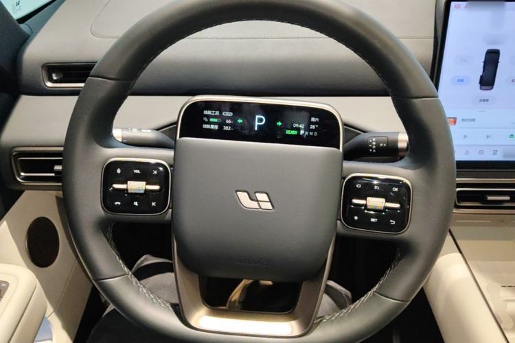 Used Li Auto MEGA 2025 Home Family Special Edition Steering Wheel